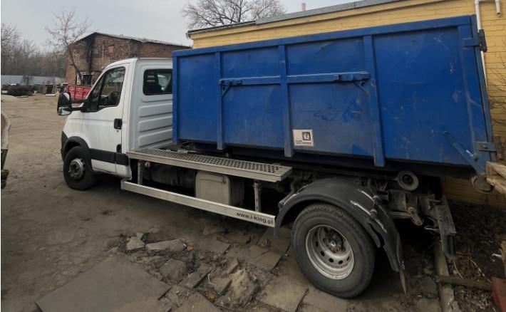 Samochó ciężarowy do odbioru złomu u klienta